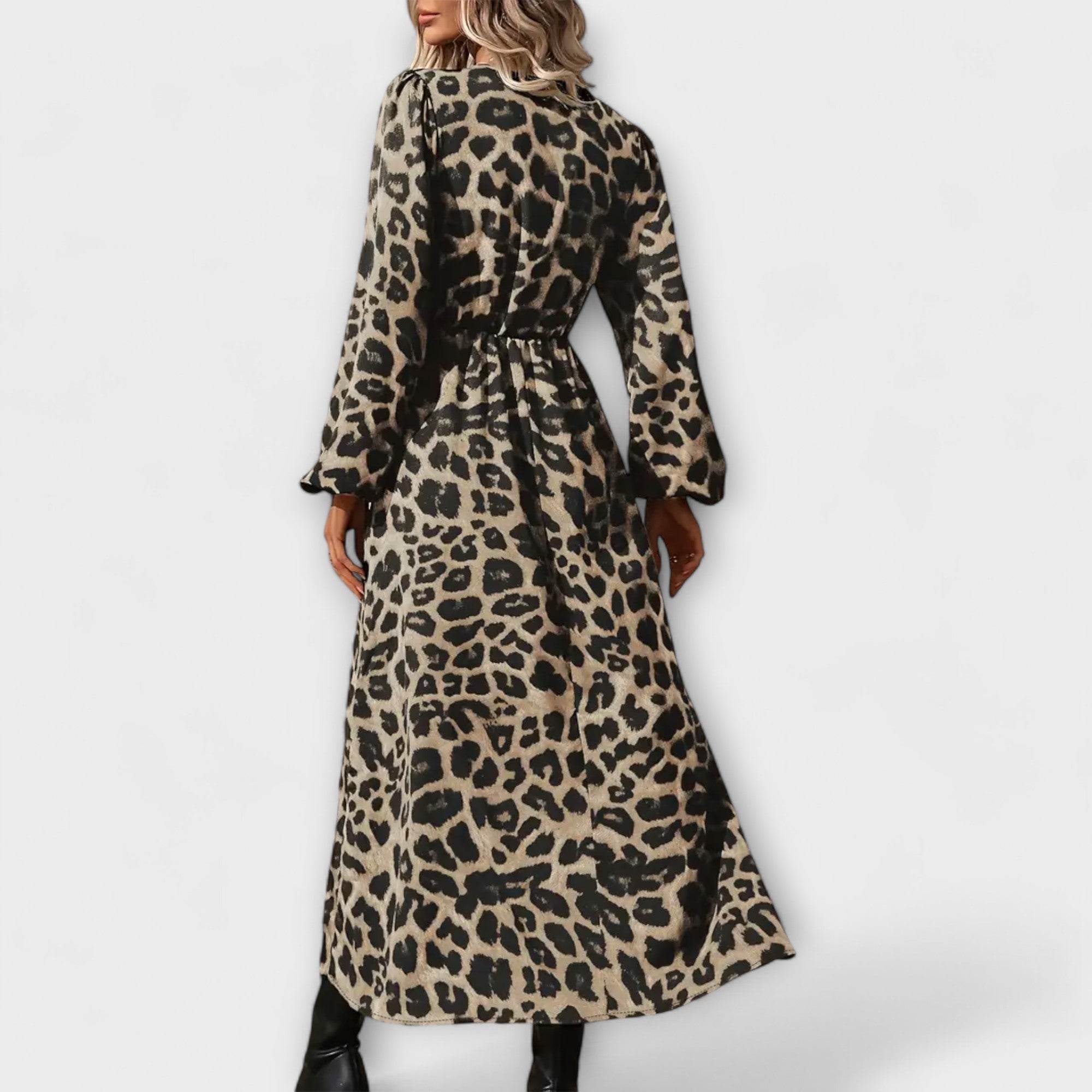 Natalie - Stylish leopard print dress