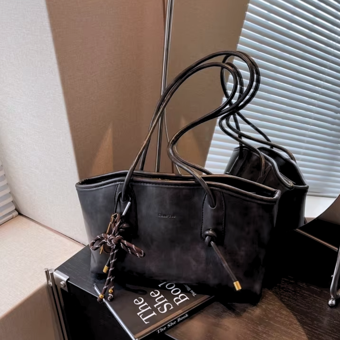 Medium Shoulder Bag - Beloria Yasmine