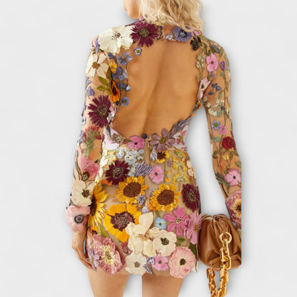 Dolores - Dress with a 3D floral pattern